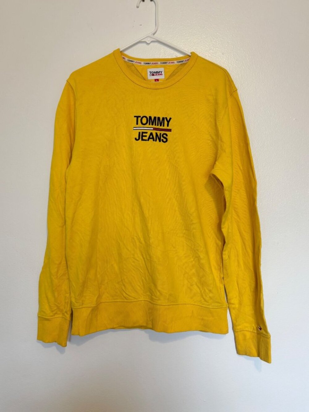 Tommy Jeans Yellow Crewneck Sweatshirt Men’s Medium Retro Logo Pullover